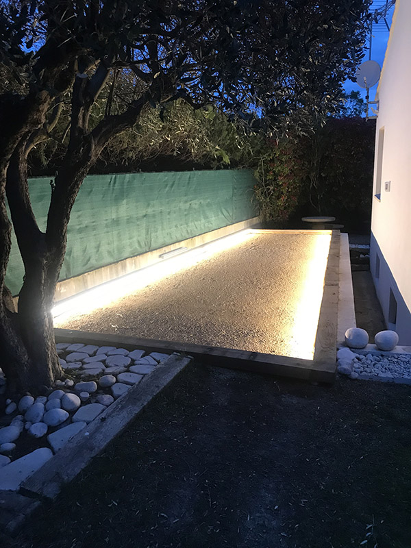 entreprise de terrassement saint chamas-travaux publics salon de provence-enrobes pelissanne-beton imprime arles-amenagement exterieur aix en provence-granulats bouches du rhone-terrain de boules marseille